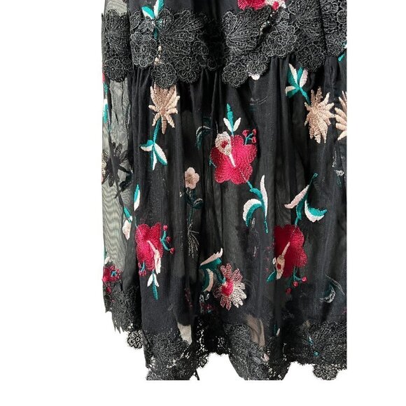 BB Dakota Floral Embroidered Textured Zip Darted Maxi Dress, Size 4 - Picture 4 of 9